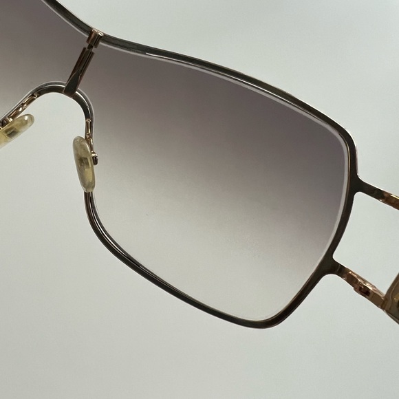 Authentic Dior sunglasses - Picture 6 of 9